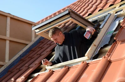Pose de fenêtres de toit Velux à Giuncheto